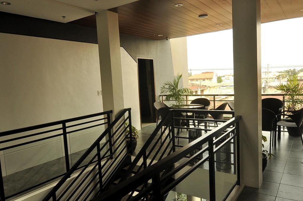 Rishan Village Residences Angeles Eksteriør bilde